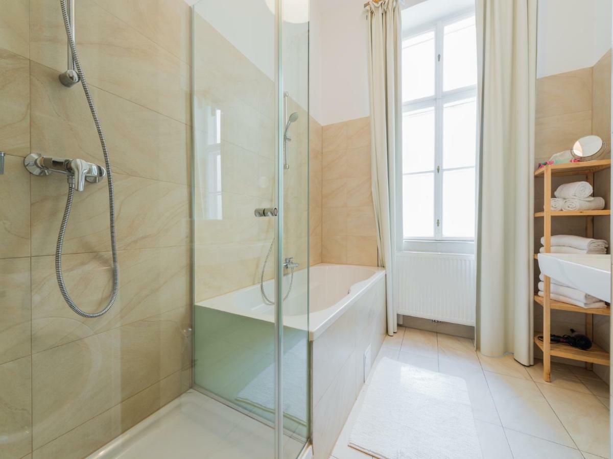 Vienna Apartment Stadtpark Buitenkant foto